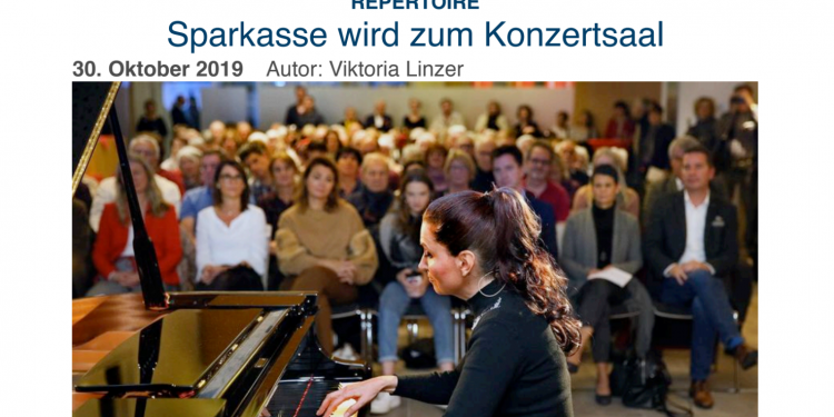 „Klassik für Alle“,  ein 3-D Klavierrecital.  Sparkassen-Filiale  Schwetzingen  27. 10. 2019